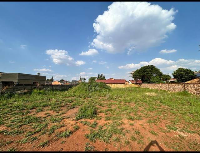 LAND FOR SALE IN BAKERTON